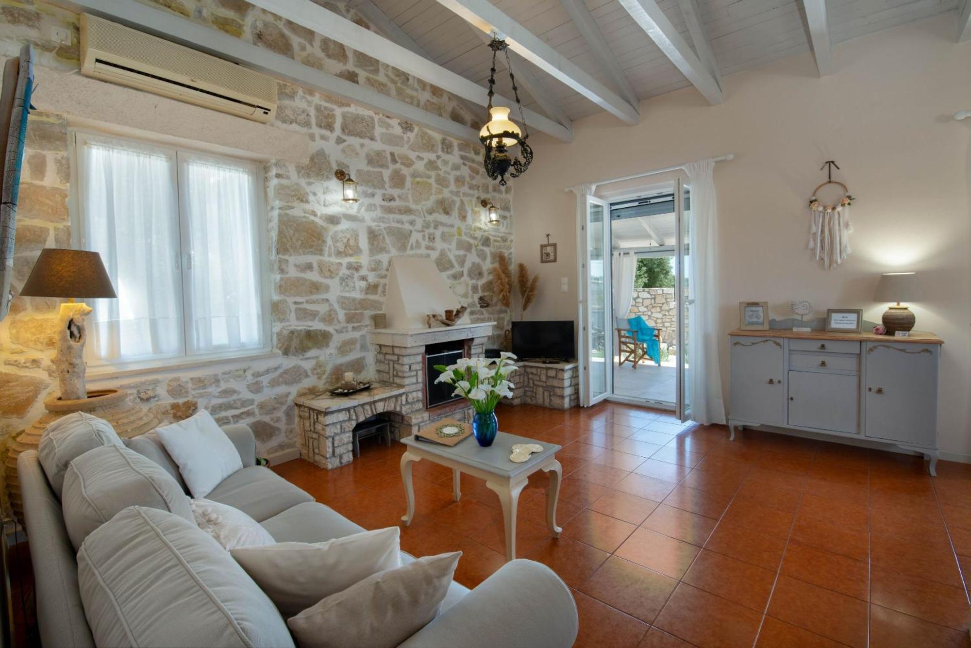 Villa Labovitsa Vlachopoulátika 外观 照片